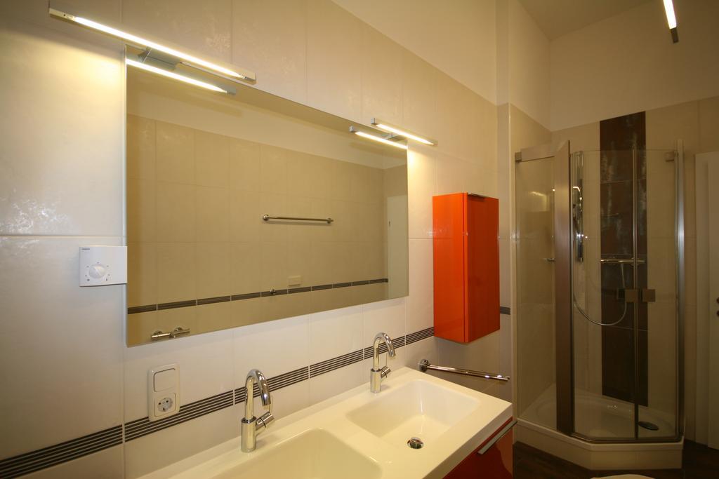 Appartements Zur Kapelle Kaprun Ruang foto