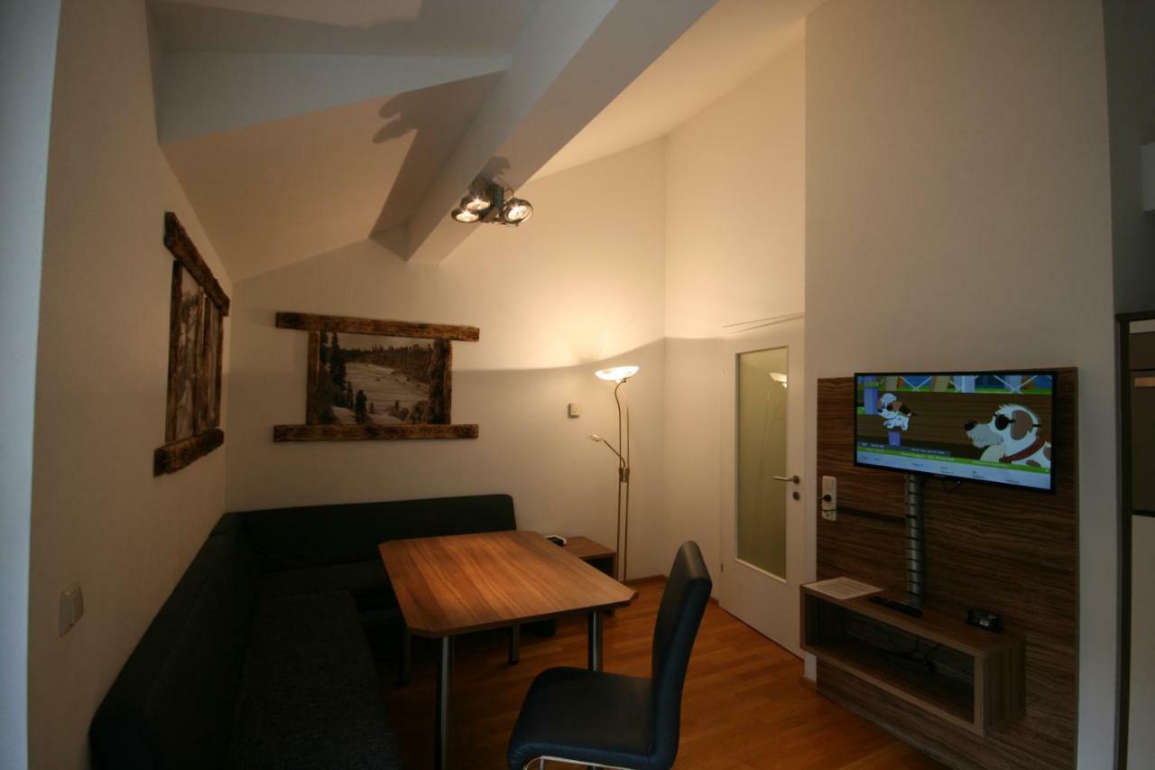 Appartements Zur Kapelle Kaprun Bagian luar foto