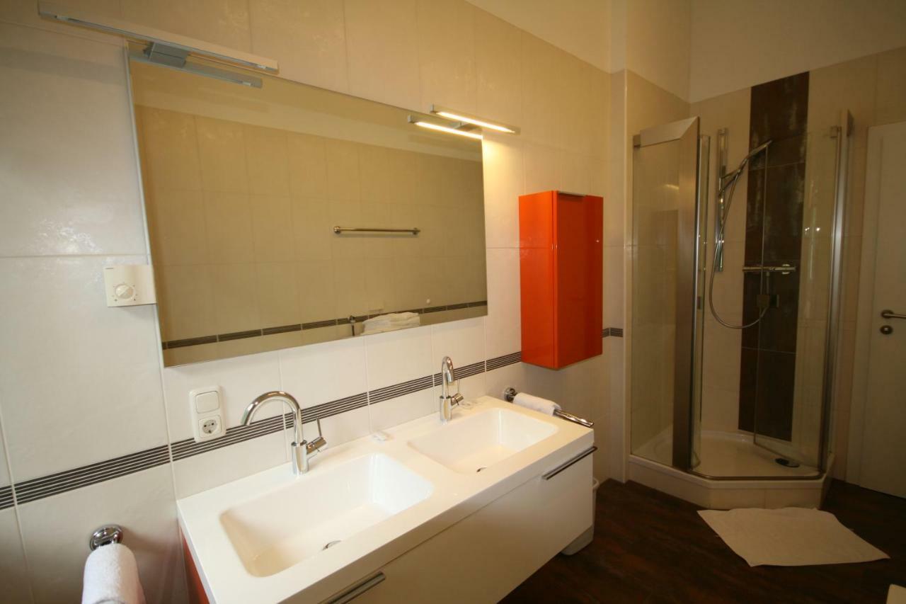 Appartements Zur Kapelle Kaprun Bagian luar foto