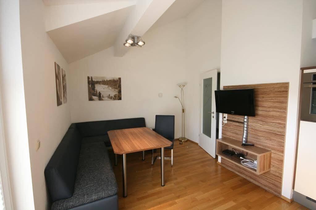 Appartements Zur Kapelle Kaprun Bagian luar foto